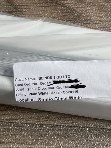 Gloss white venetian - , blinds